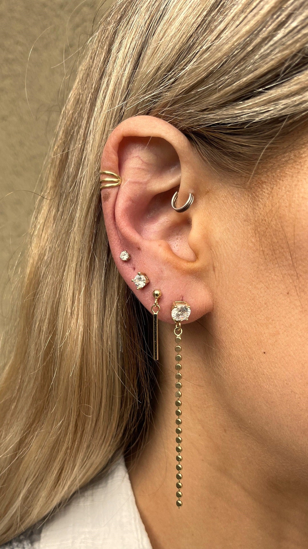 עגילי זהב וזרקון גדול- FAIRY