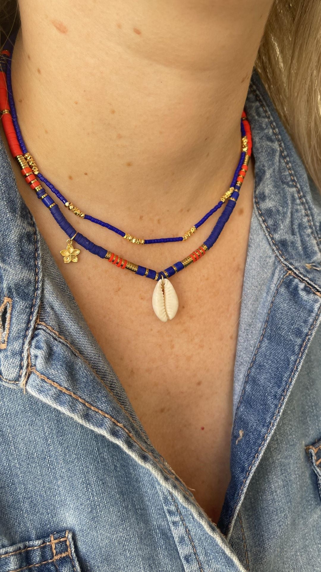 שרשרת זהב כחול ואדום- באלי