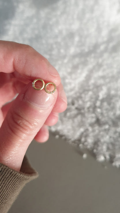 14K/18K עגילי זהב- עיגול ויהלומים