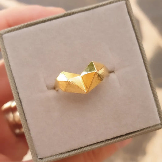 טבעת זהב- GEOMETRIC HEART 14K