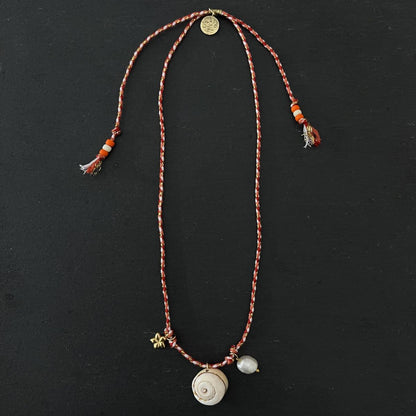 שרשרת קונכיה זהב ואדום- הוואי