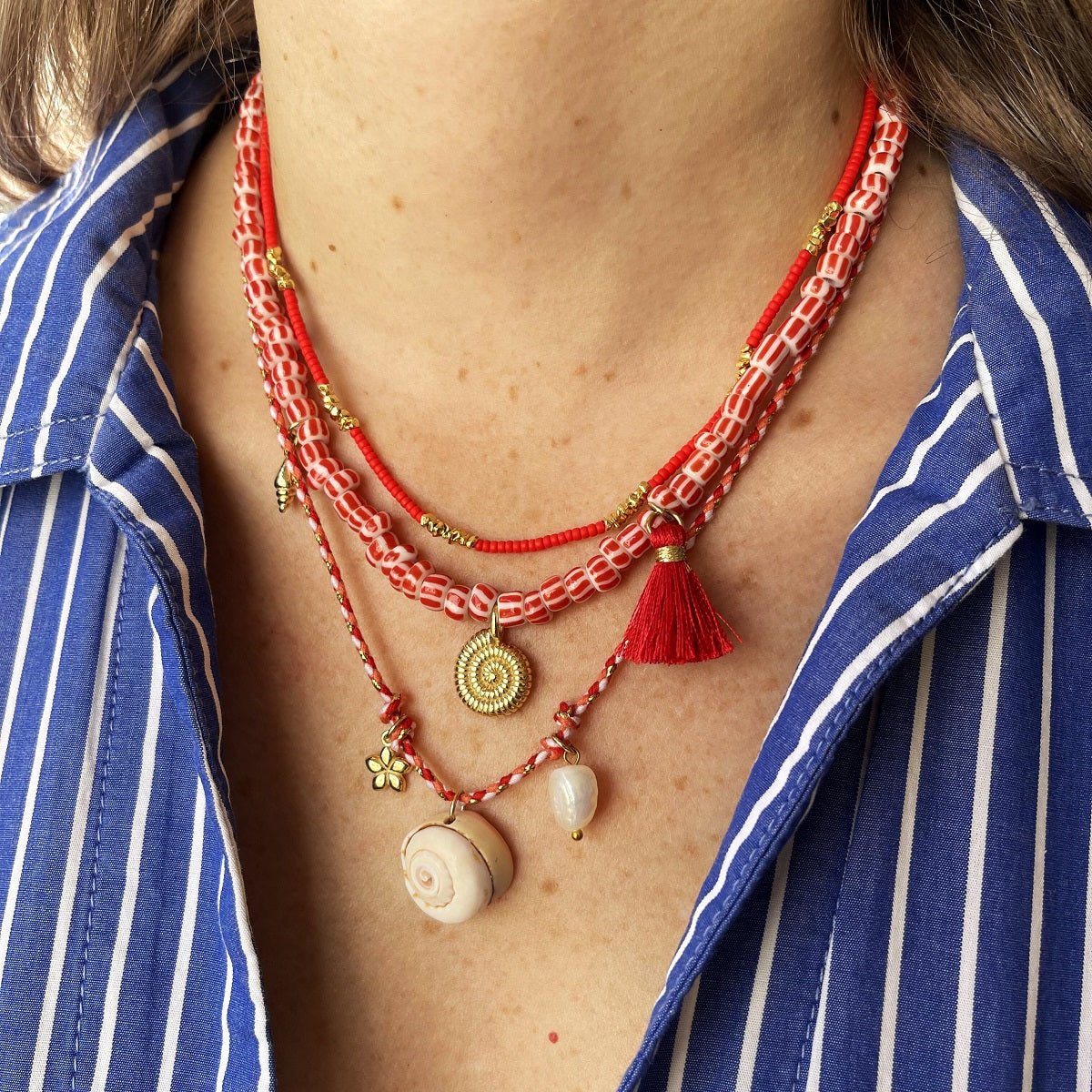 שרשרת זהב ואדום לבן- יוון