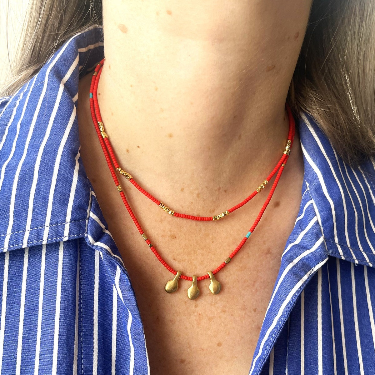 שרשרת זהב ואדום- הונדורס