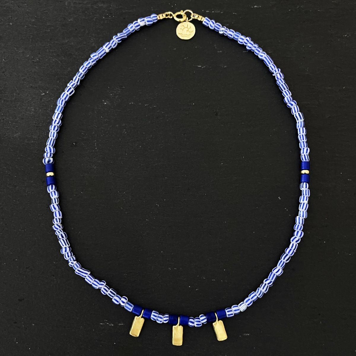שרשרת זהב וכחול לבן- יוון